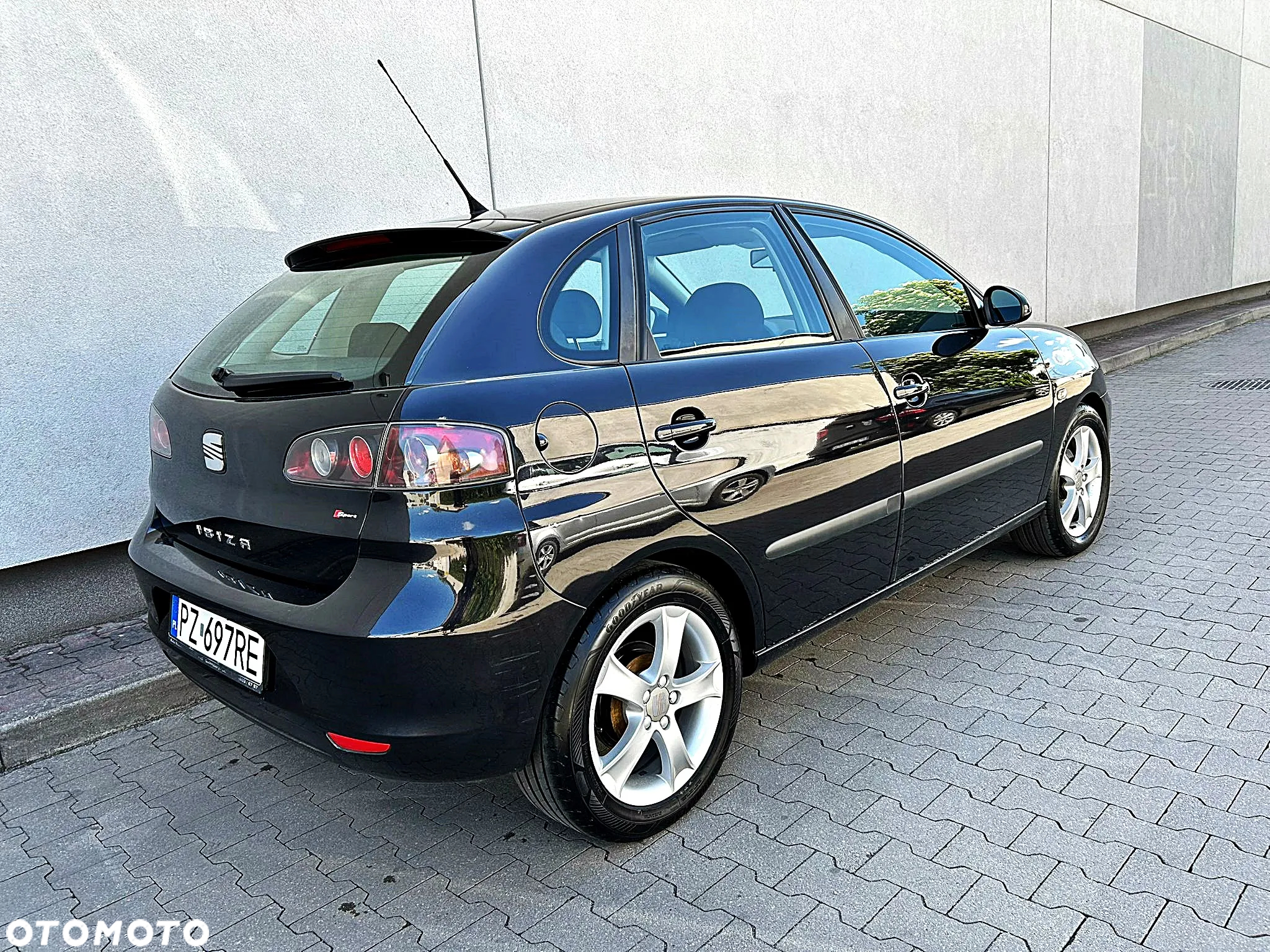 Seat Ibiza 1.4 16V Sport Edition - 23