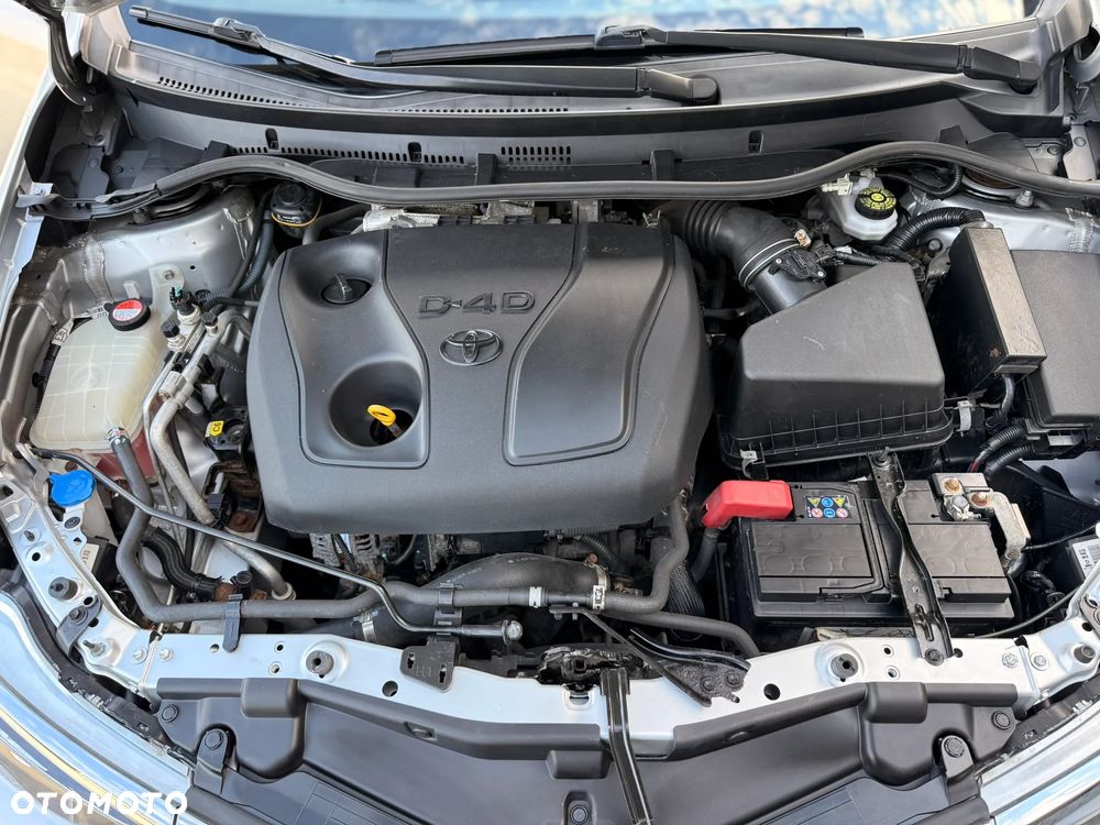 Toyota Auris 1.4 D-4D Dynamic - 22