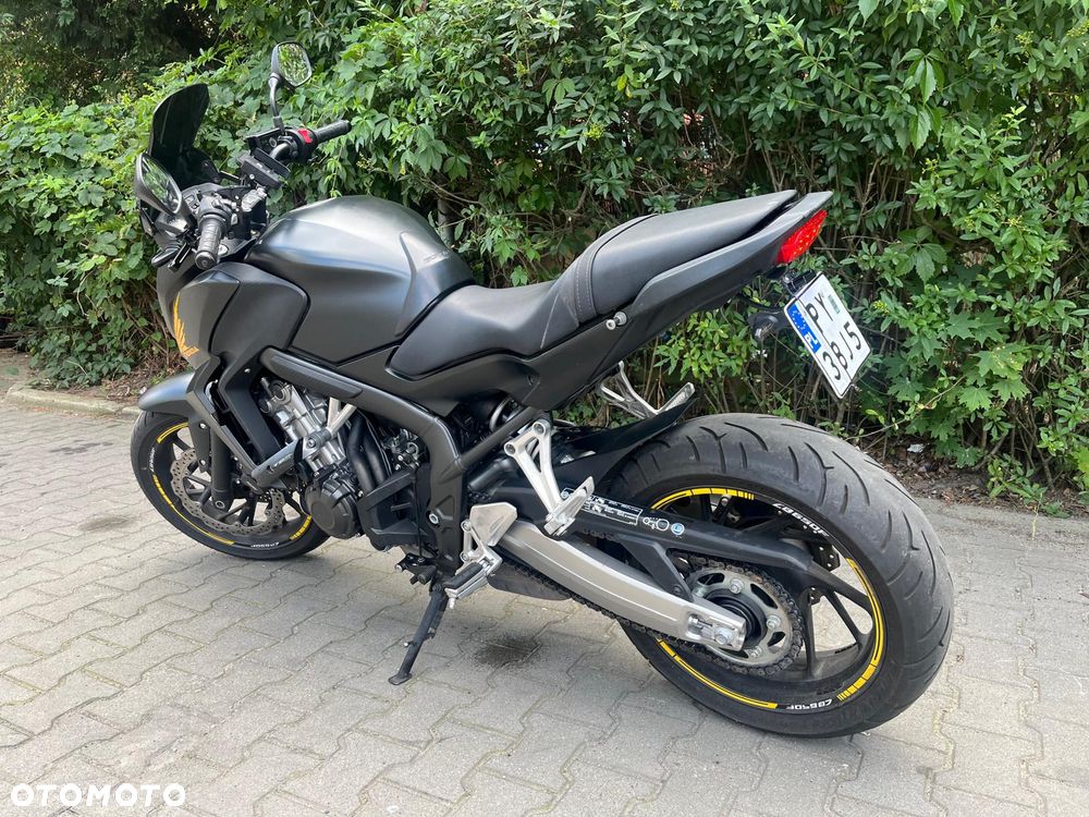 Honda CB - 3