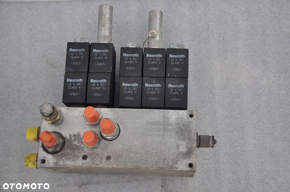 ROZDZIELACZ CEWKA MANITOU 160 ATJ NR 0F.E07307CC020 - 1
