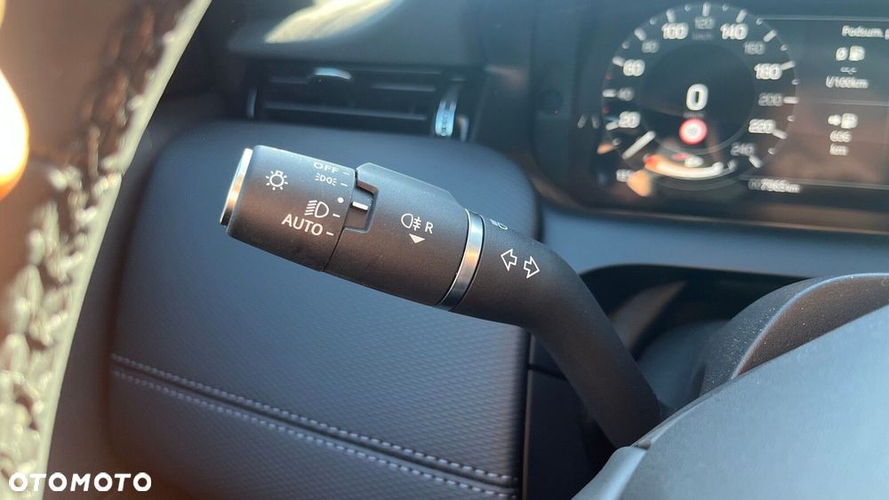 Land Rover Discovery Sport - 16