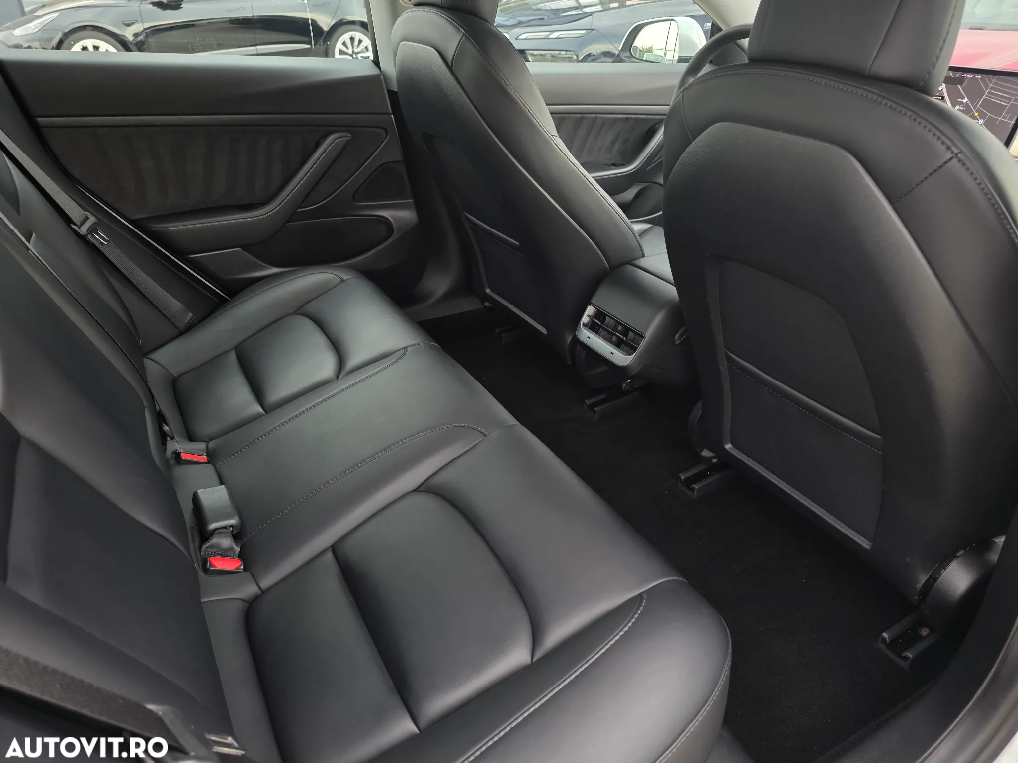 Tesla Model 3 Standard Reichweite Plus Hinterradantrieb - 10