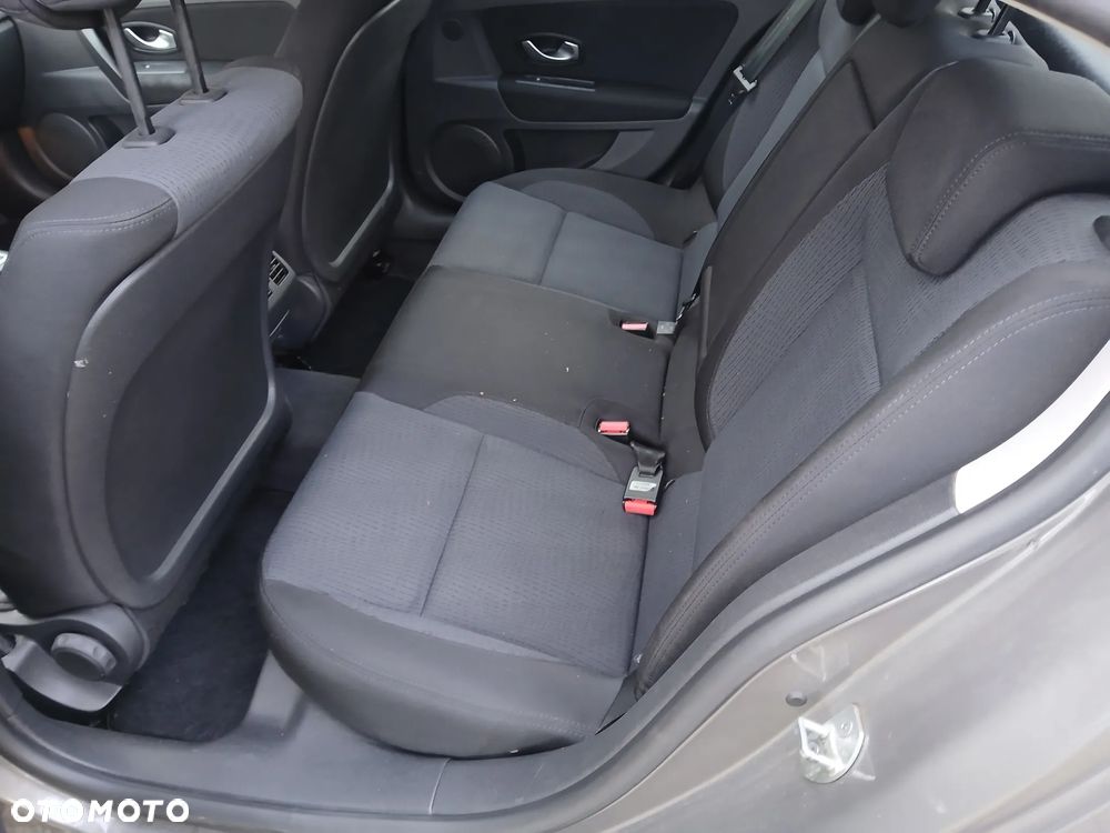 Renault Laguna 1.6 16V 110 Expression - 14