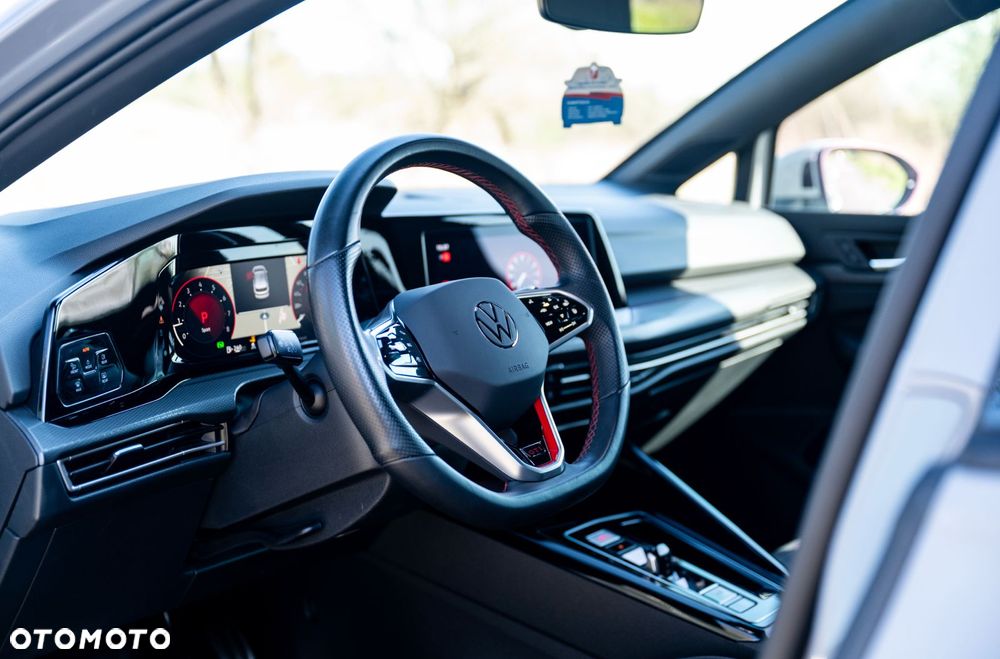 Volkswagen Golf 2.0 TSI OPF DSG GTI - 34
