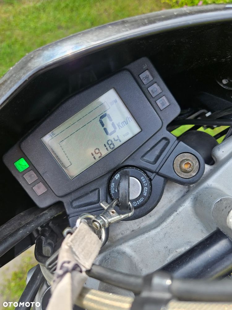 Yamaha XT - 4