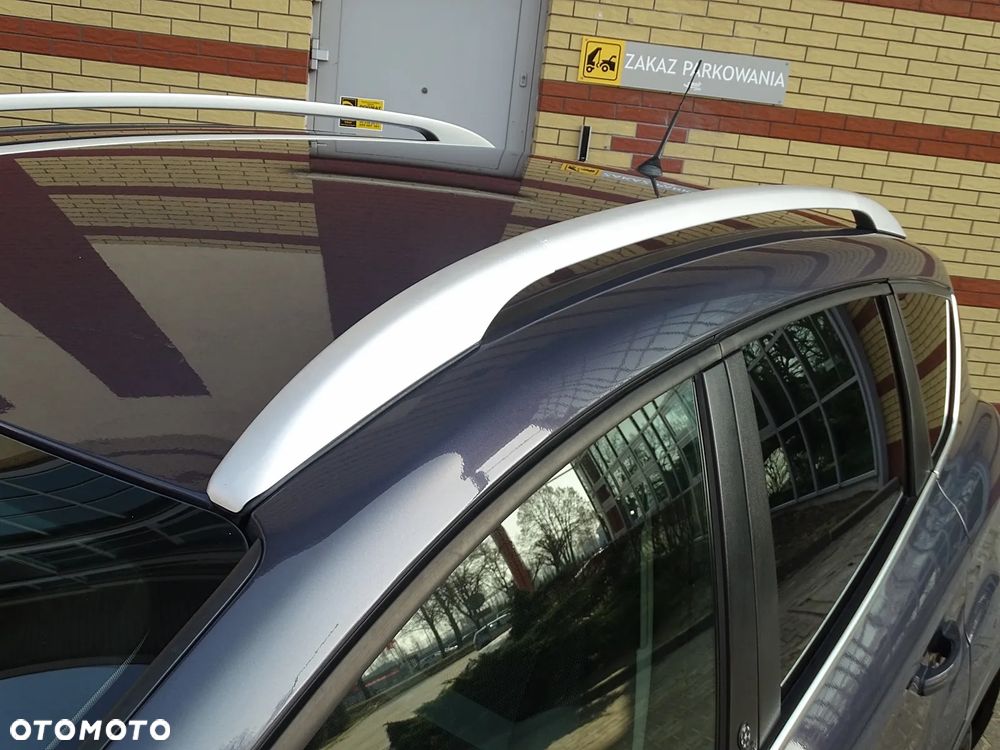 Ford Kuga 2.0 TDCi 2x4 Champions Edition - 26