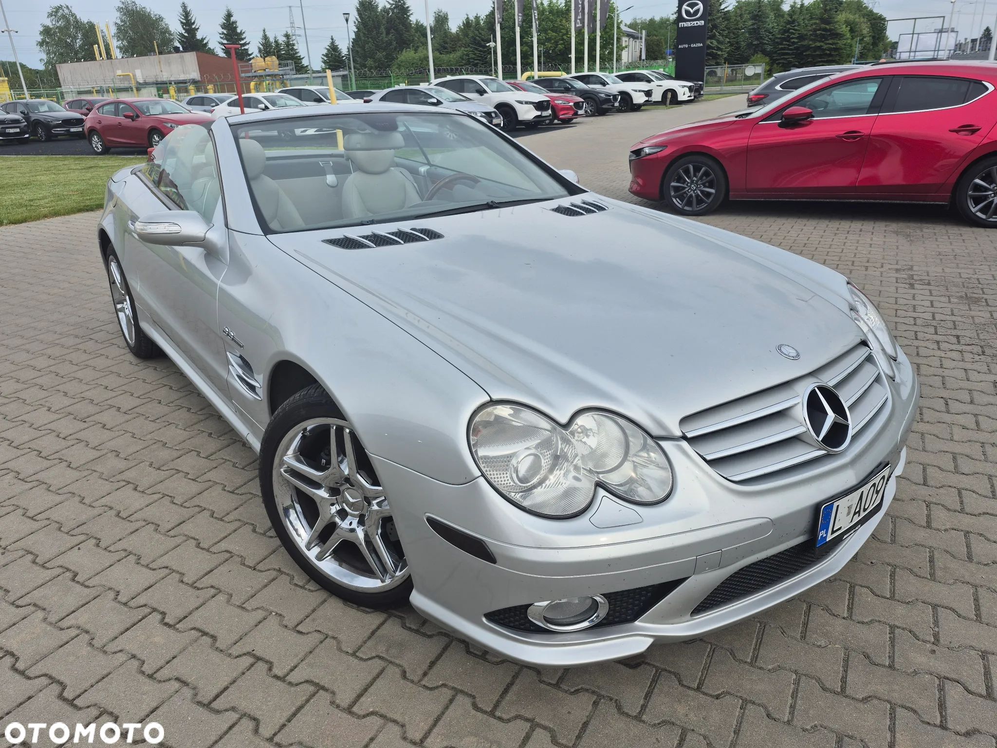 Mercedes-Benz SL - 1