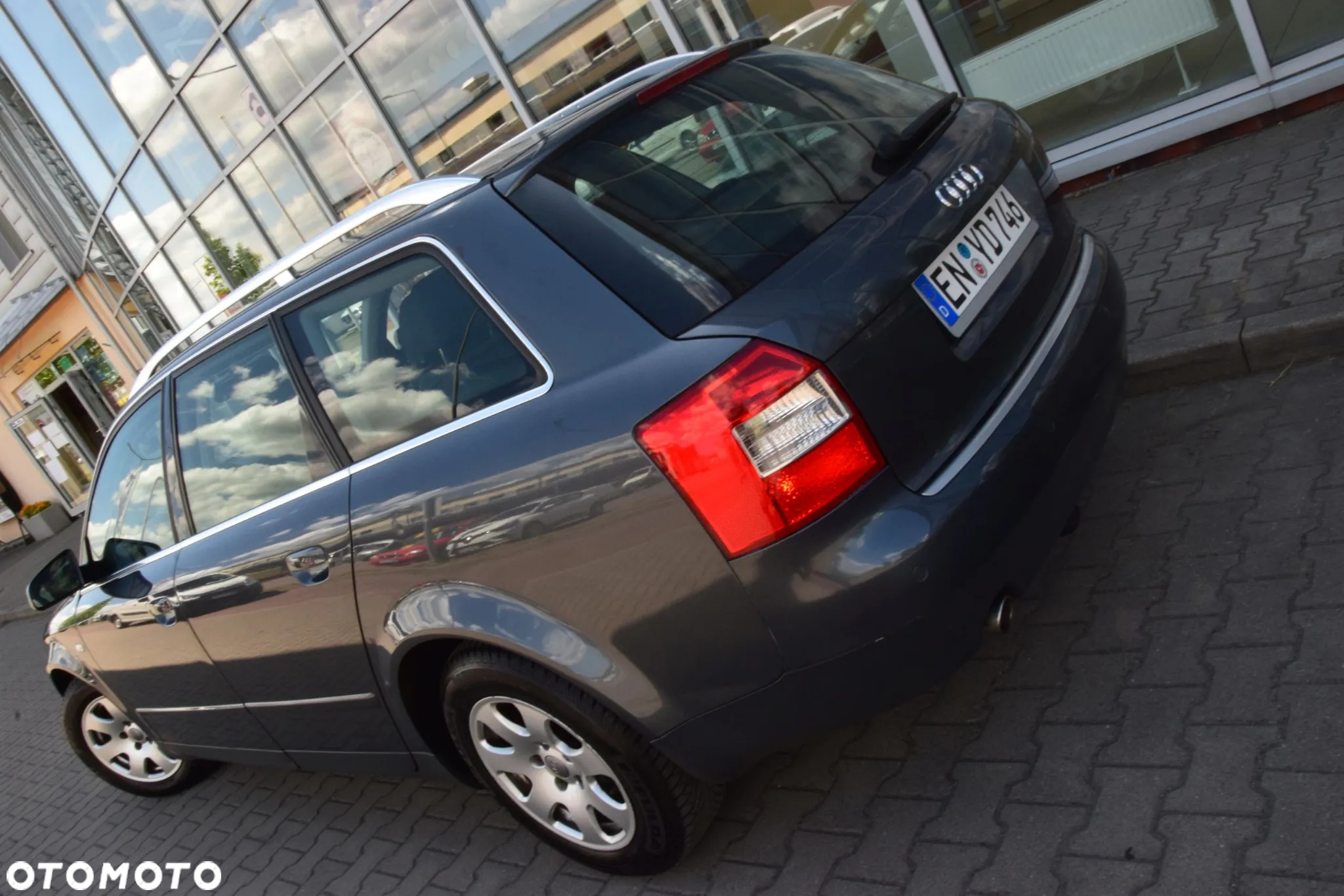 Audi A4 Avant 2.0 - 4