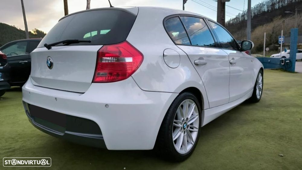 BMW 118 d Pack M - 3