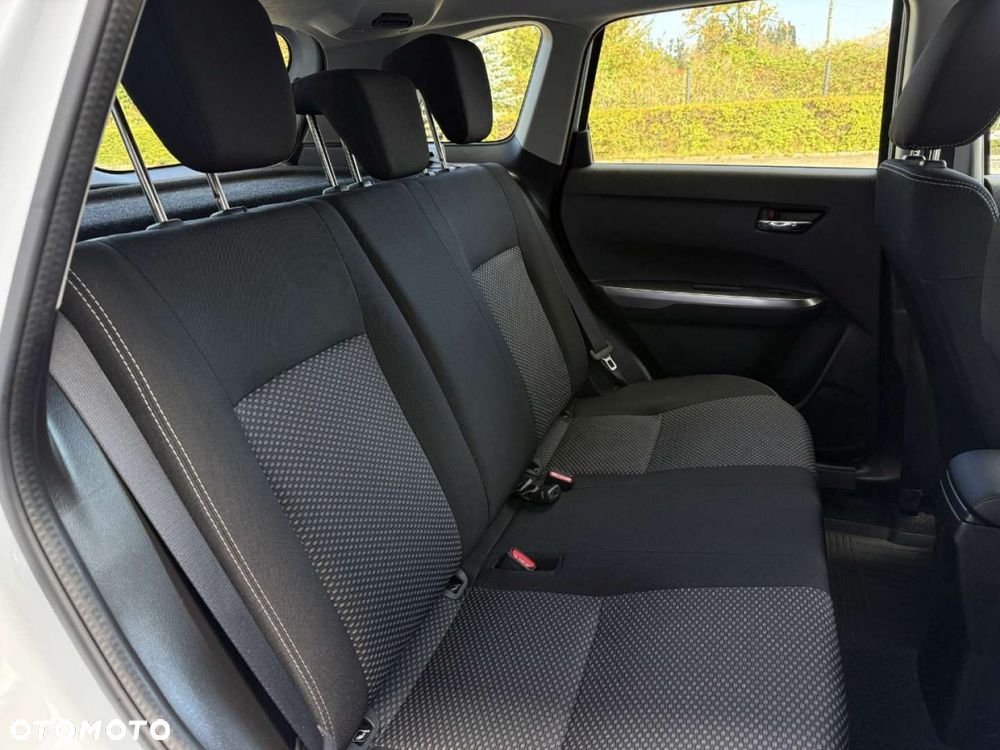 Suzuki Vitara - 36