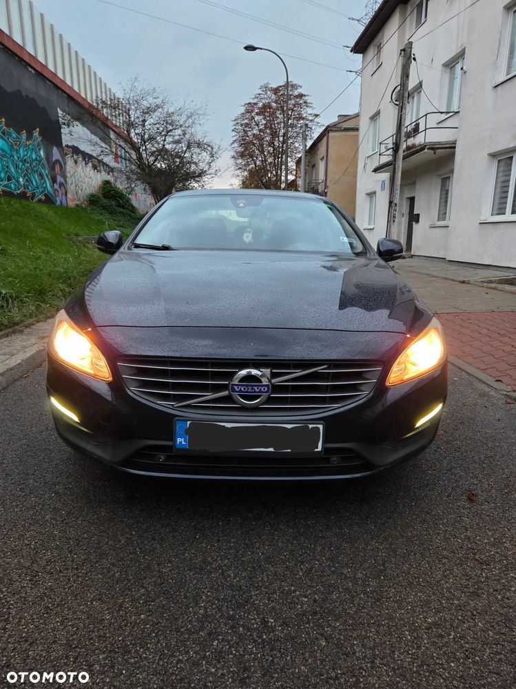 Volvo S60 D3 Drive-E Momentum - 19