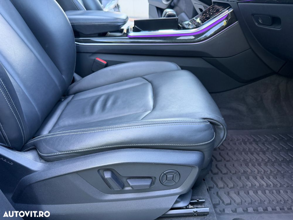 Audi Q8 50 TDI quattro Tiptronic - 10