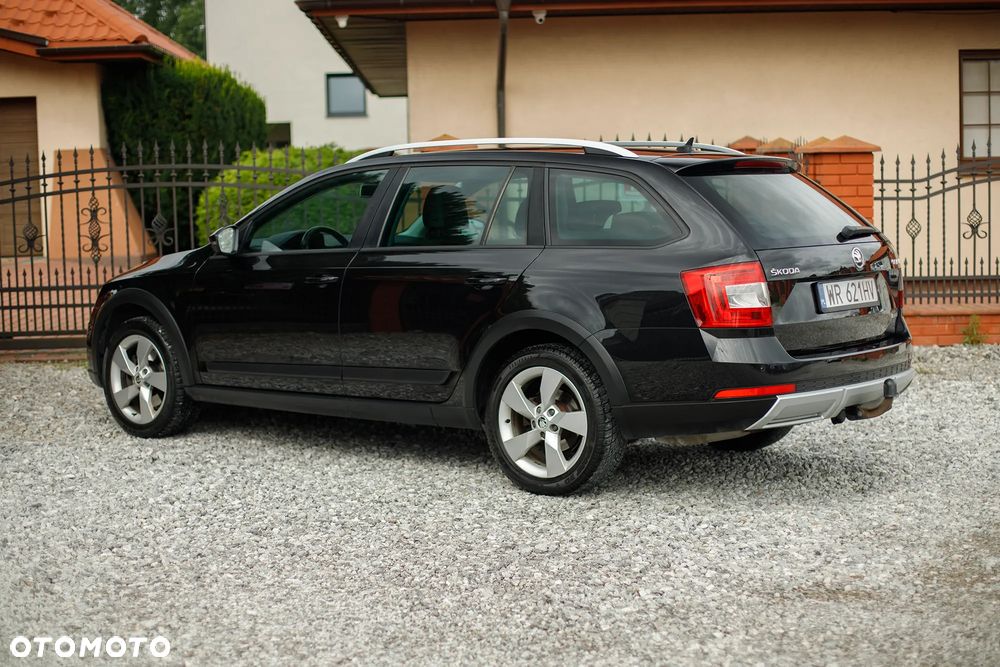 Skoda Octavia 2.0 TDI 4x4 DSG Scout - 5