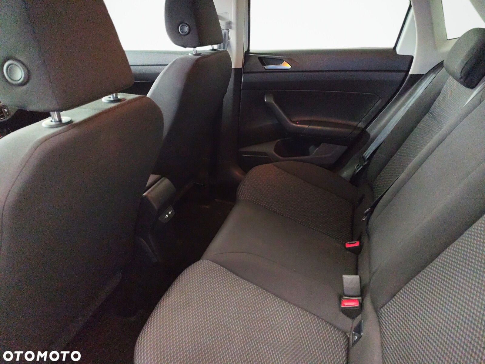 Volkswagen Polo - 12