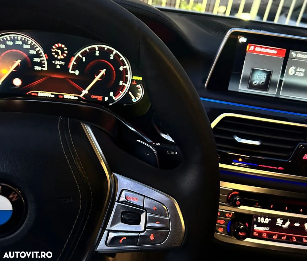BMW Seria 7 730d - 18