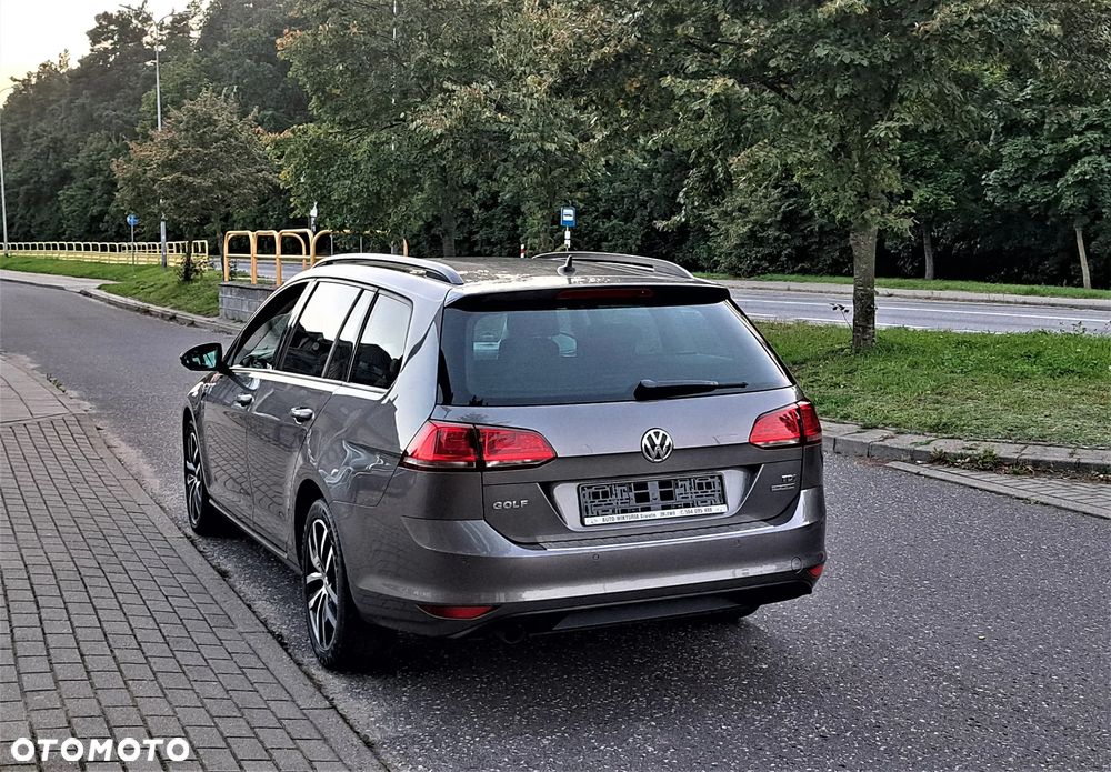 Volkswagen Golf 1.6 TDI DPF BlueMotion - 14