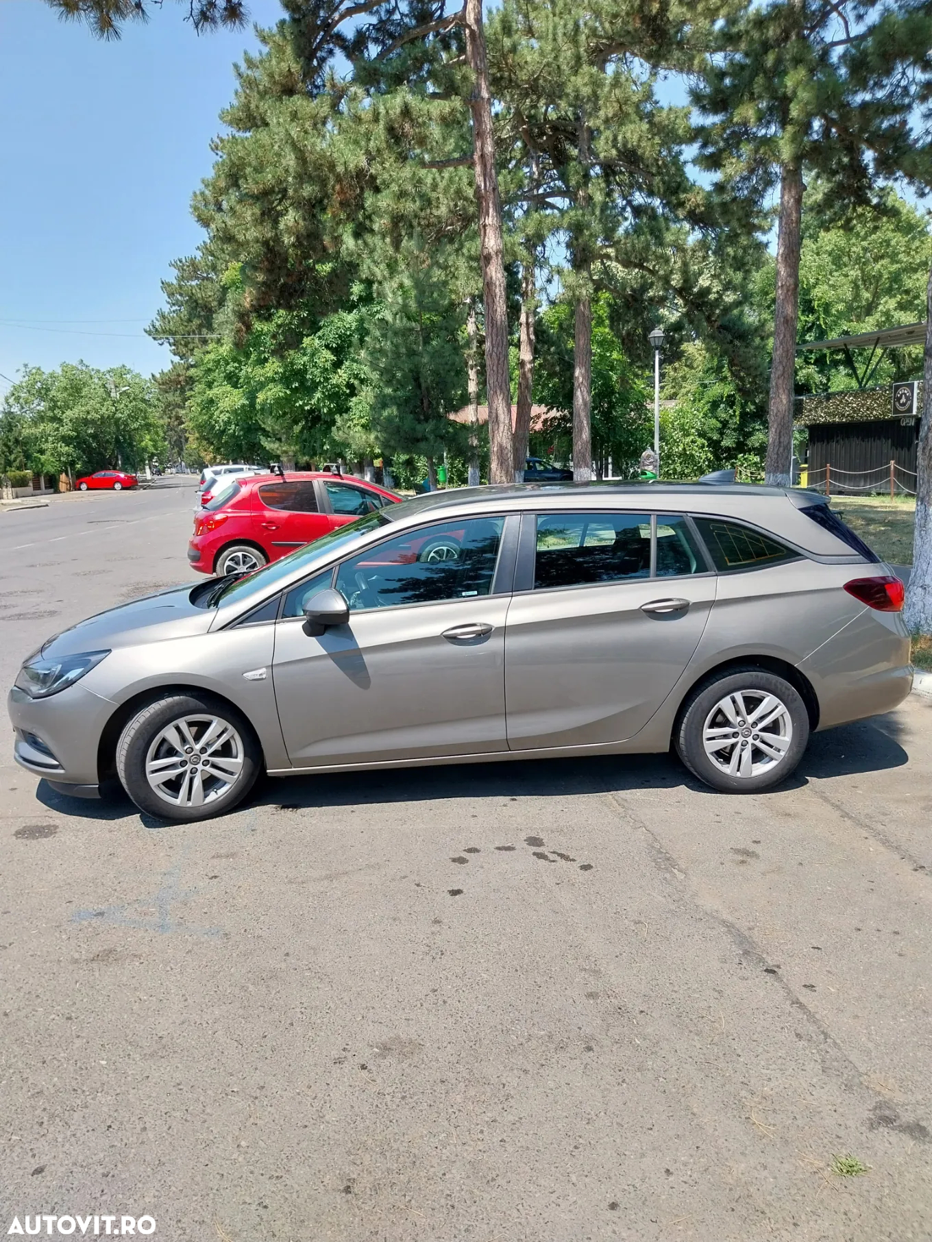 Opel Astra 1.6 D (CDTI DPF ecoFLEX) Start/Stop Edition - 10