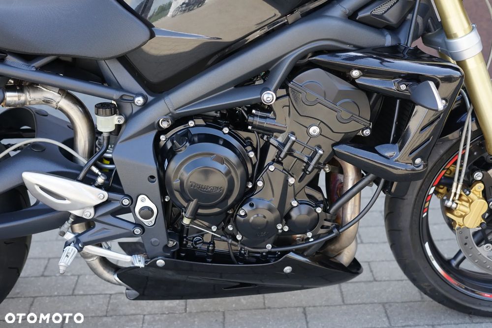 Triumph Street Triple - 11