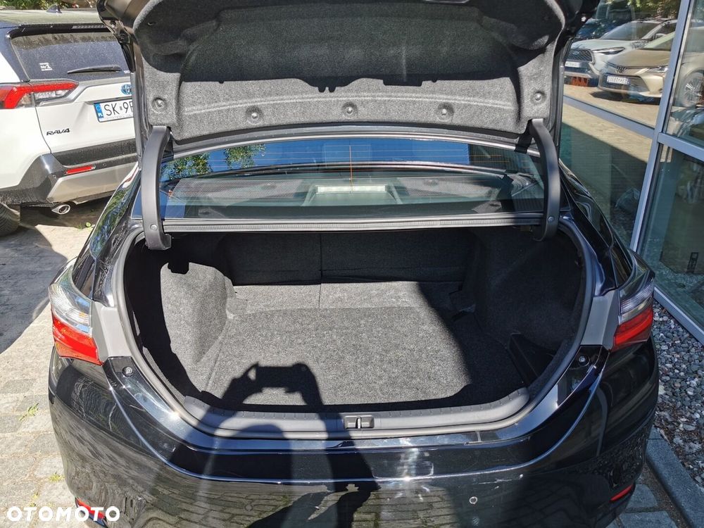 Toyota Corolla - 10