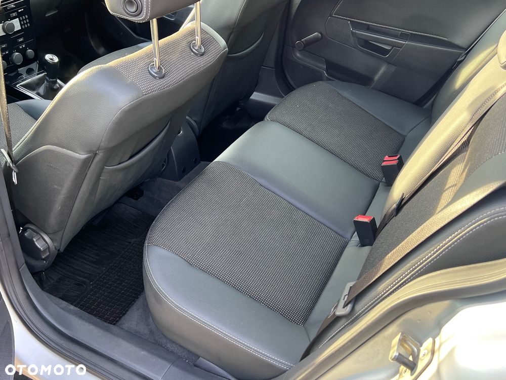 Opel Astra 1.6 Cosmo - 20