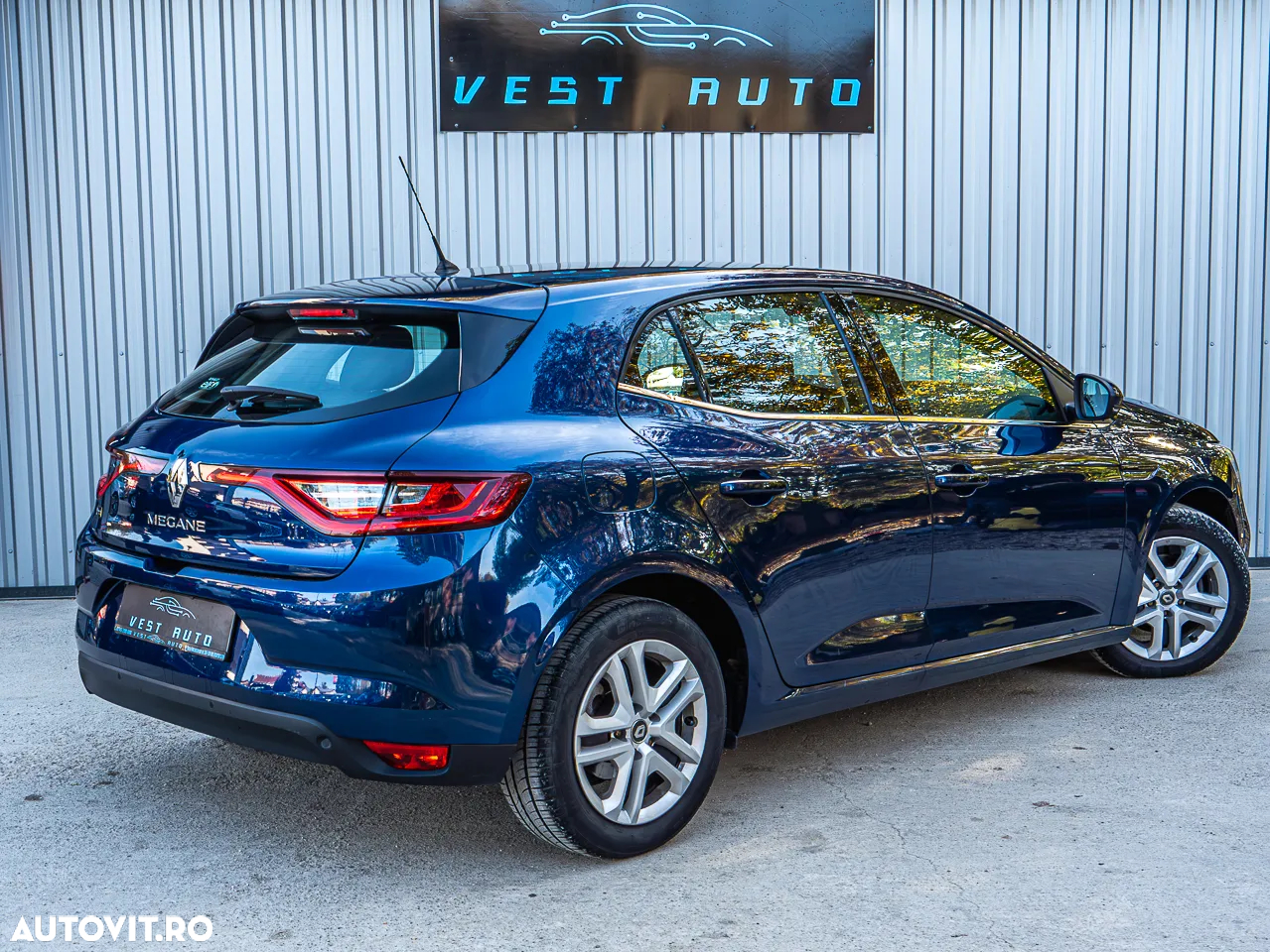 Renault Megane BLUE dCi 115 BUSINESS EDITION - 5