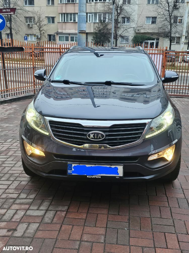 Kia Sportage 2.0 CRDI 4WD Automatik Dream-Team Edition - 10