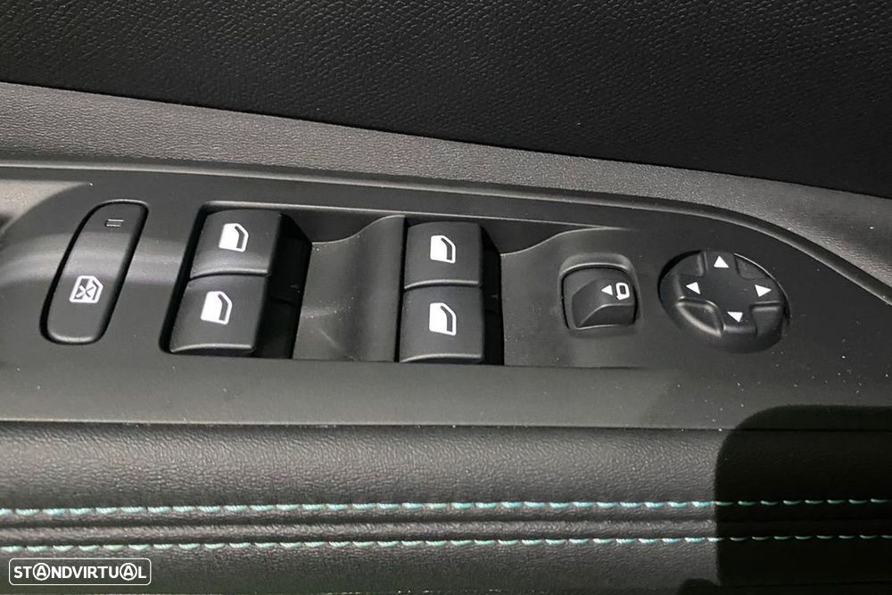 Peugeot 3008 1.2 Hybrid Allure Pack e-DCS6 - 11