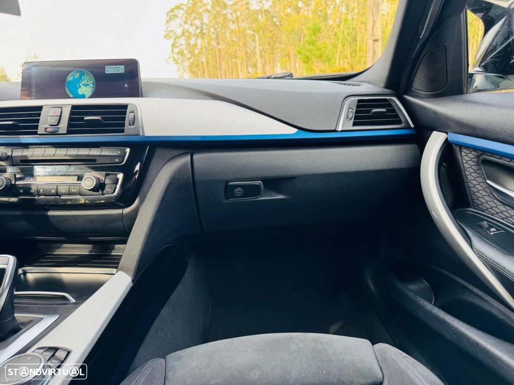 BMW 320 d Pack M Auto - 30