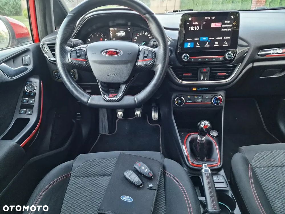 Ford Fiesta 1.0 EcoBoost Start-Stop ST-LINE - 19