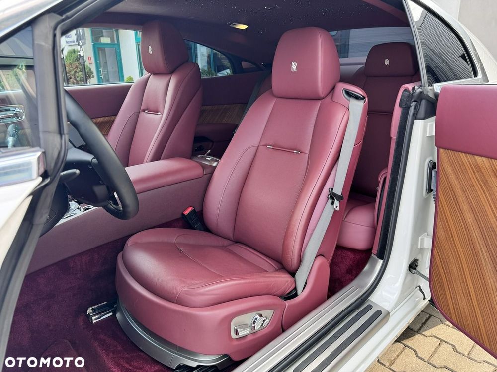 Rolls-Royce Wraith Standard - 24