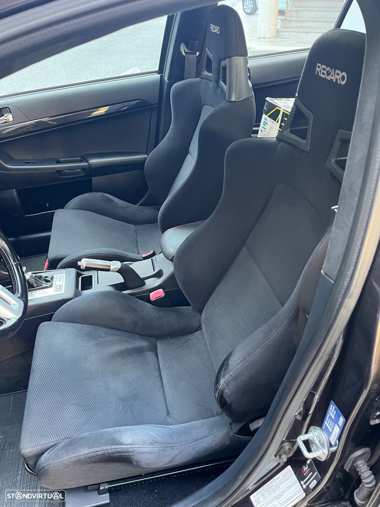 Mitsubishi Lancer - 11