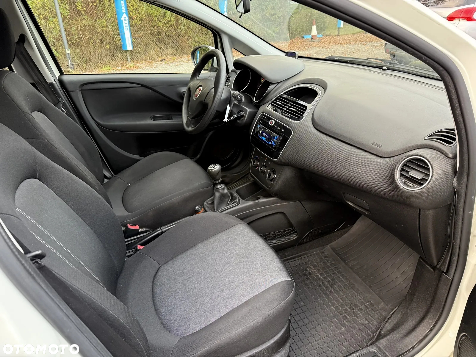 Fiat Grande Punto - 25