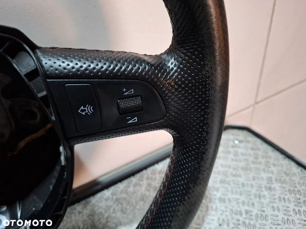 Kierownica Audi A5 2008 rok s-line A4B8 nr 4F0124A - 2