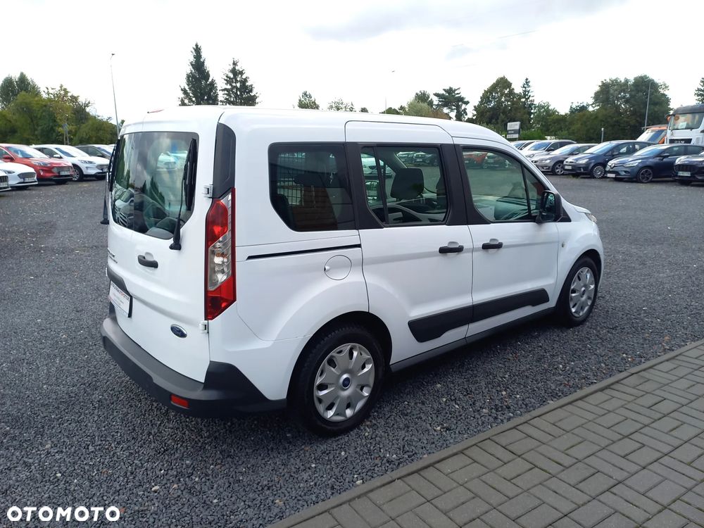 Ford Transit Connect - 9