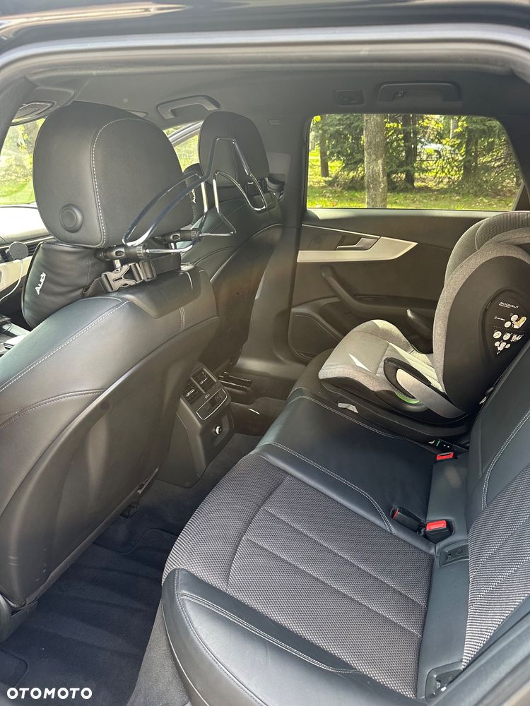 Audi A4 Avant 2.0 TDI S tronic - 13