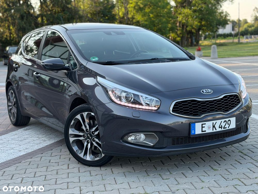 Kia Ceed 1.6 GDI Platinum Edition - 8