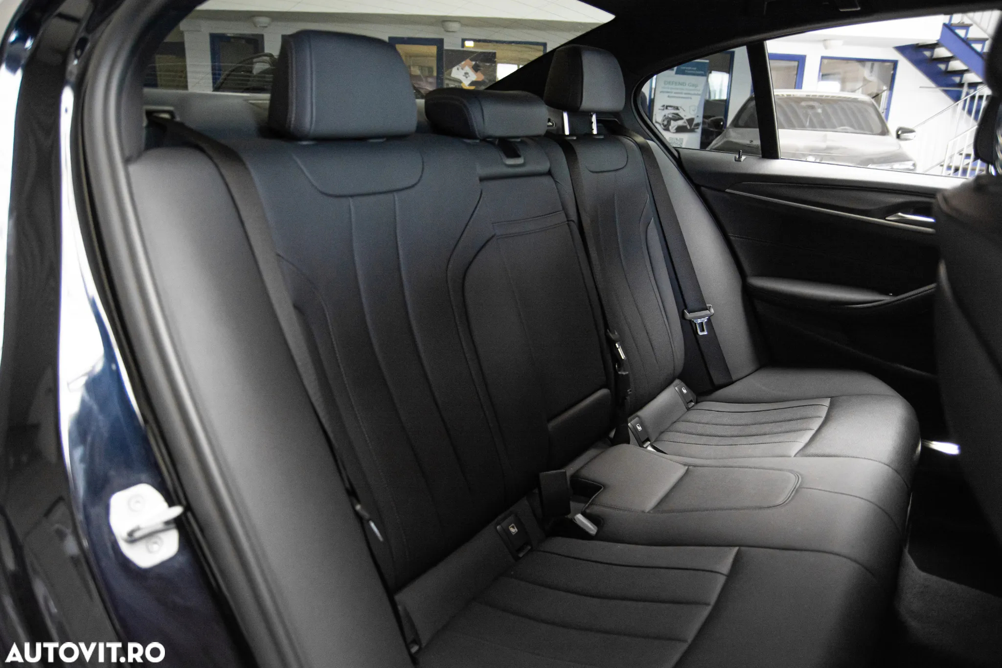 BMW Seria 5 520d Aut. M Sport Edition - 31