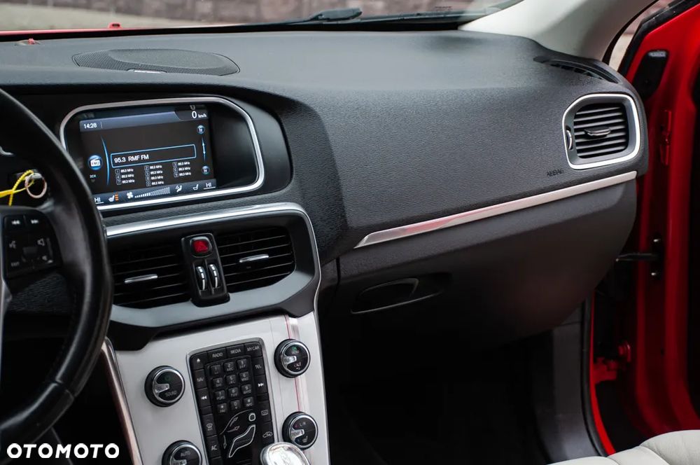 Volvo V40 D4 Drive-E Summum - 35