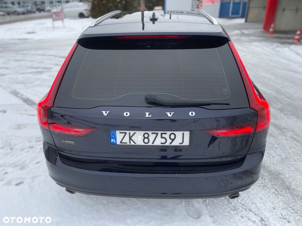 Volvo V90 D4 Momentum - 12