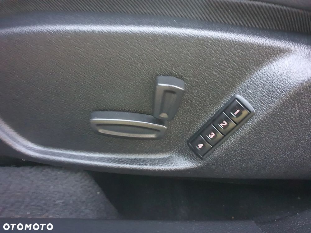 Ford Mondeo 2.0 TDCi Titanium X - 20