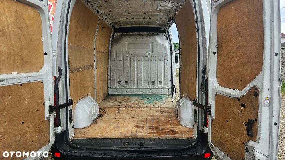 Renault Master III - 8