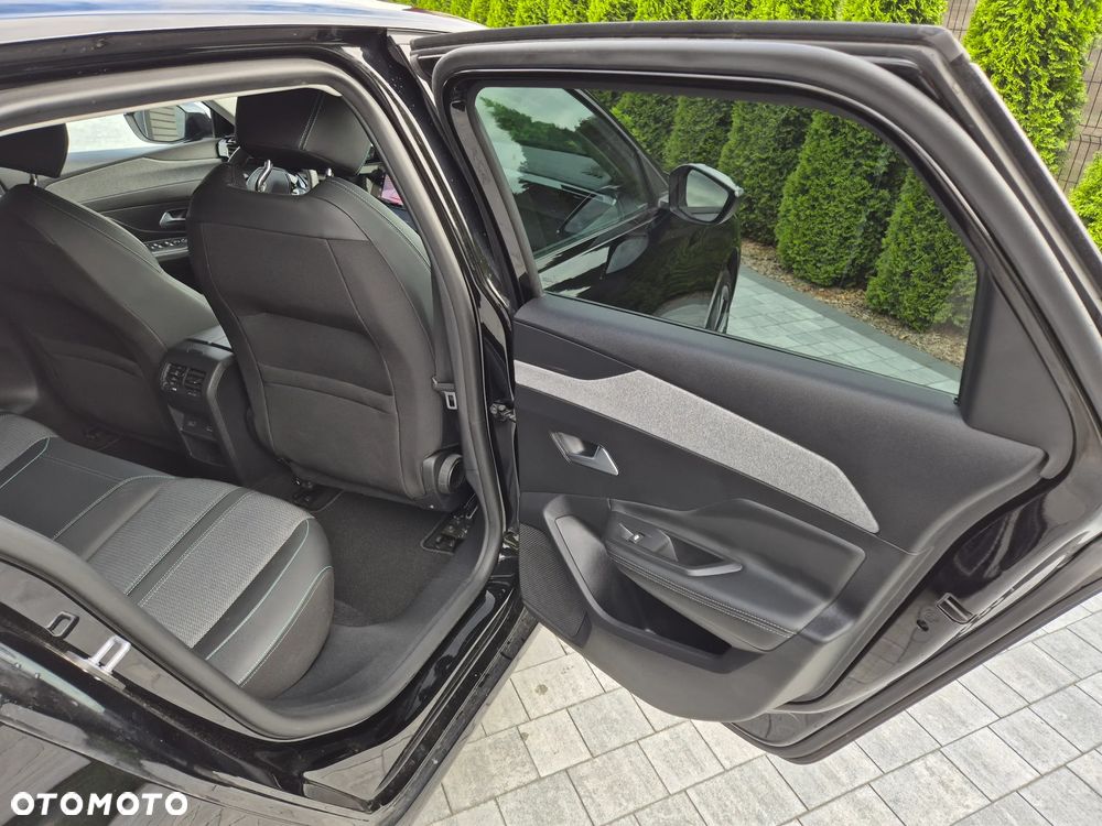 Peugeot 308 1.2 PureTech Allure S&S EAT8 - 15