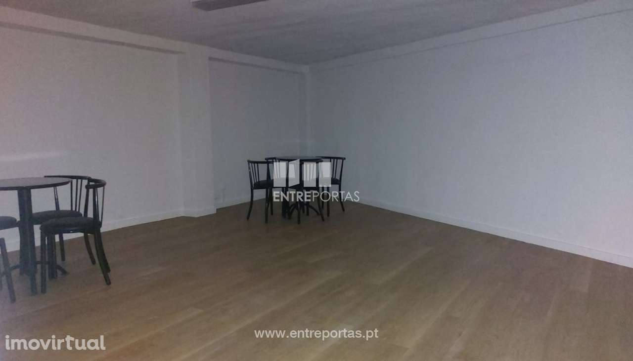 Venda de café totalmente equipado, Darque, Viana do Castelo - Grande imagem: 3/16