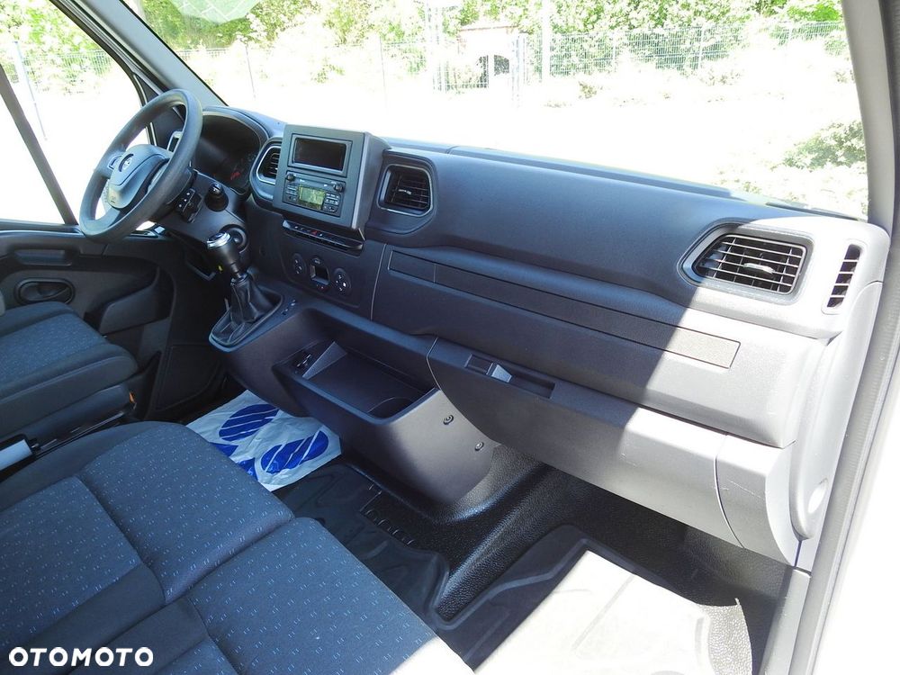 Opel MOVANO PLANDEKA WINDA 9 PALET WEBASTO TEMPOMAT KLIMATYZACJA LEDY PNEUMATYKA  165KM - 39