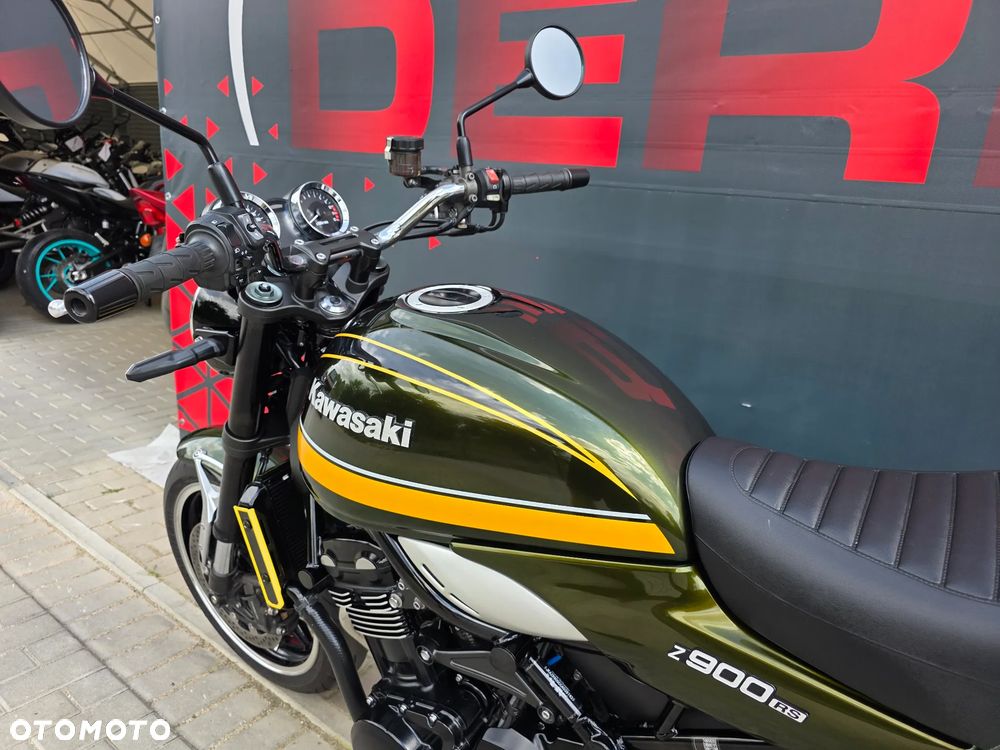 Kawasaki Z 900 RS - 21