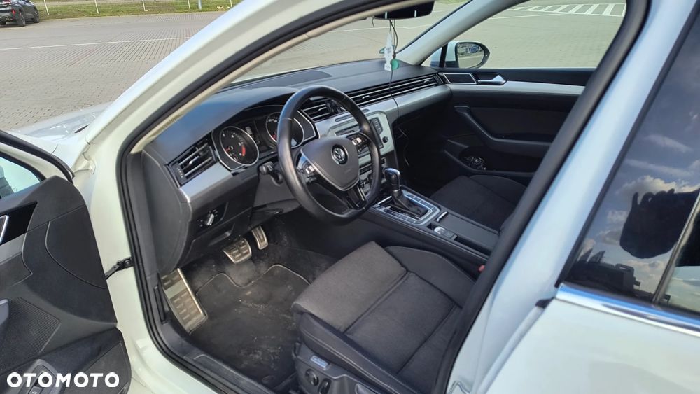 Volkswagen Passat - 7