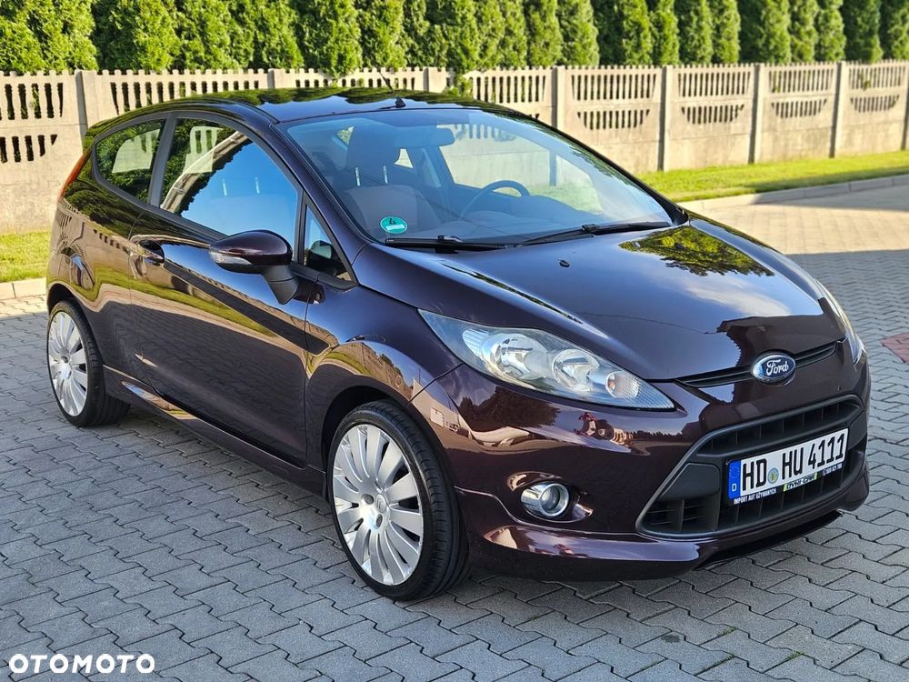 Ford Fiesta 1.25 Champions Edition - 1