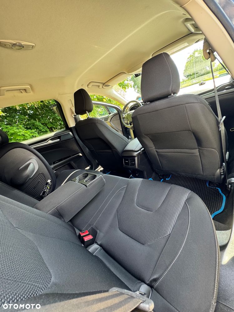 Ford Mondeo 2.0 Hybrid Titanium - 18