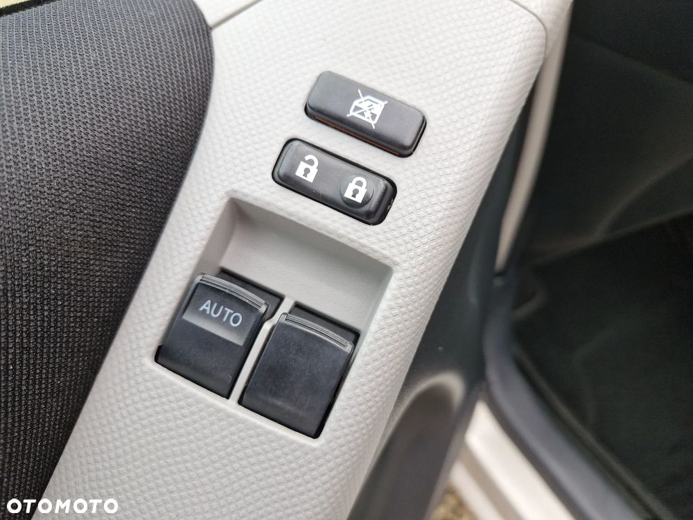 Toyota Yaris 1.33 VVT-i Cool+ - 11