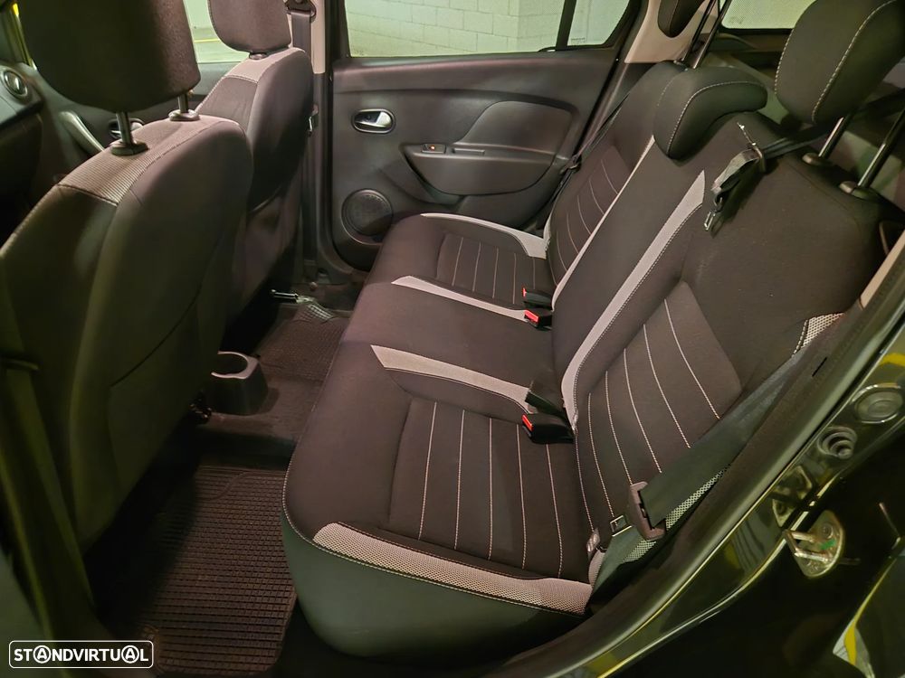 Dacia Logan MCV 0.9 TCe Stepway - 26